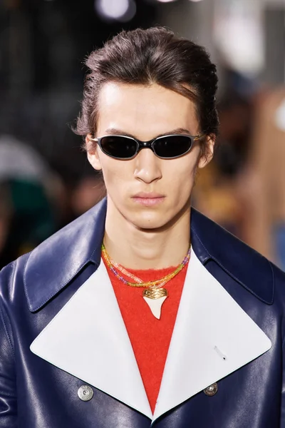Look 67